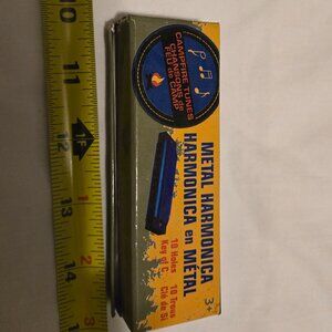 Harmonica with box used